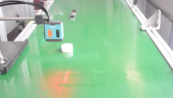 Soldier 100固定式條碼掃描器來(lái)進(jìn)行工業(yè)自動(dòng)化條碼采集識(shí)別